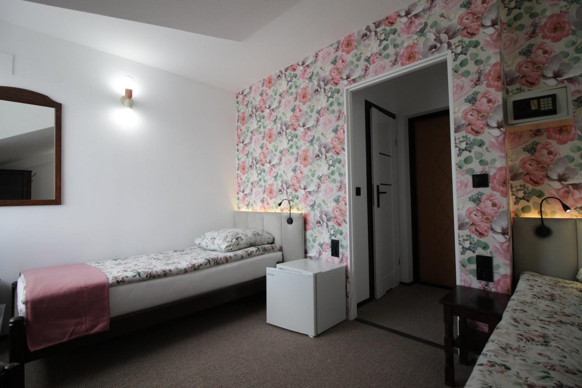 Motel Na Zbojeckiej Skawa Eksteriør bilde