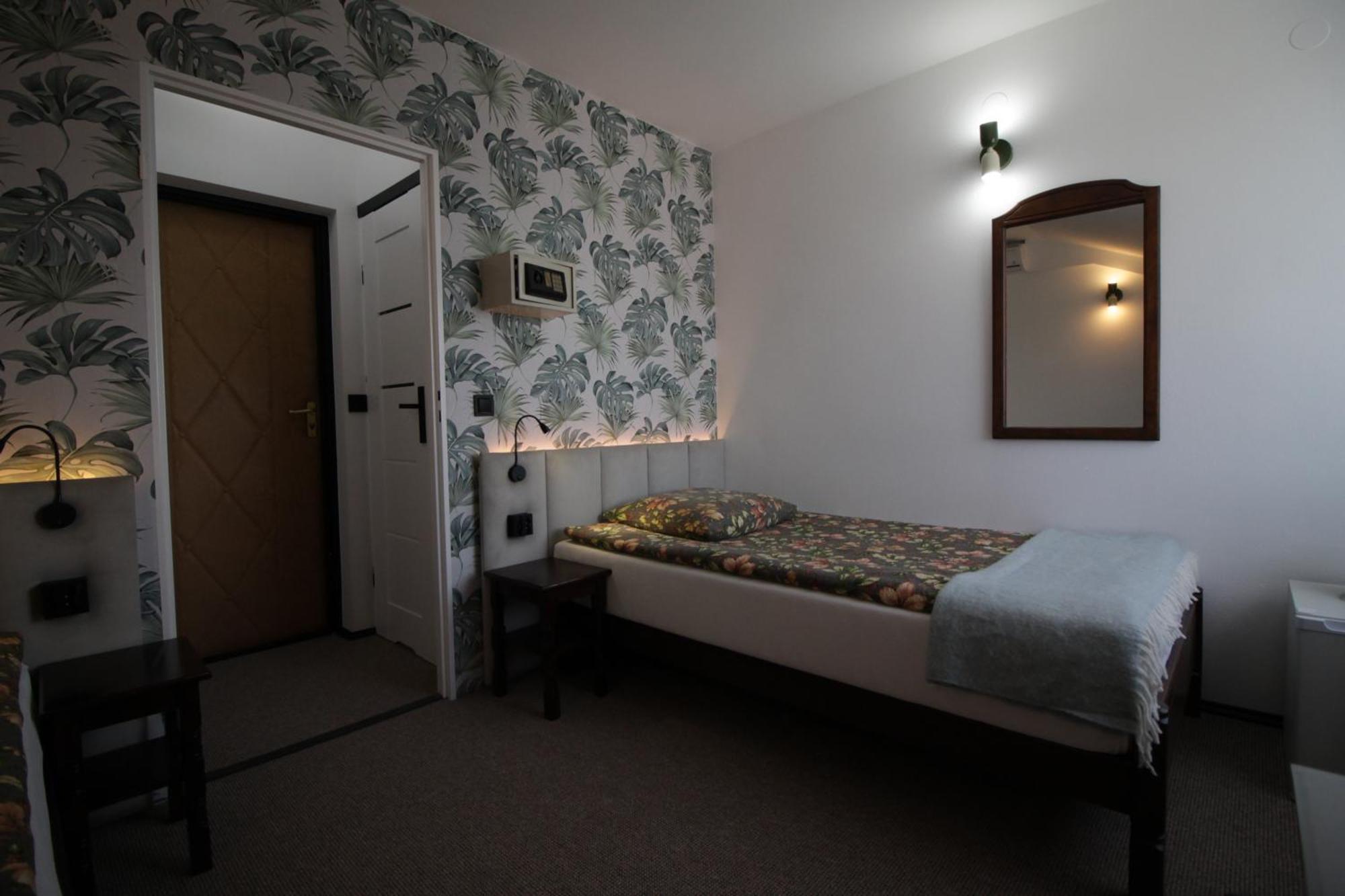 Motel Na Zbojeckiej Skawa Eksteriør bilde