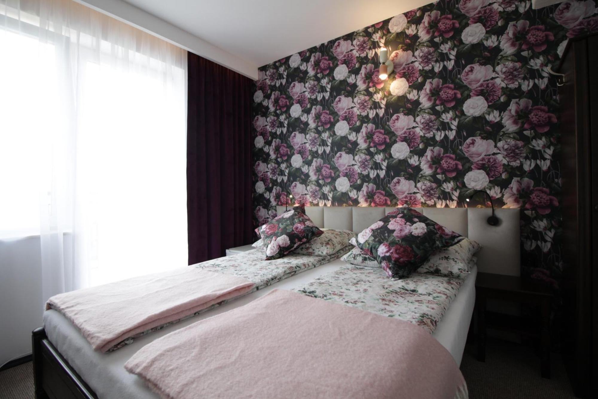 Motel Na Zbojeckiej Skawa Eksteriør bilde