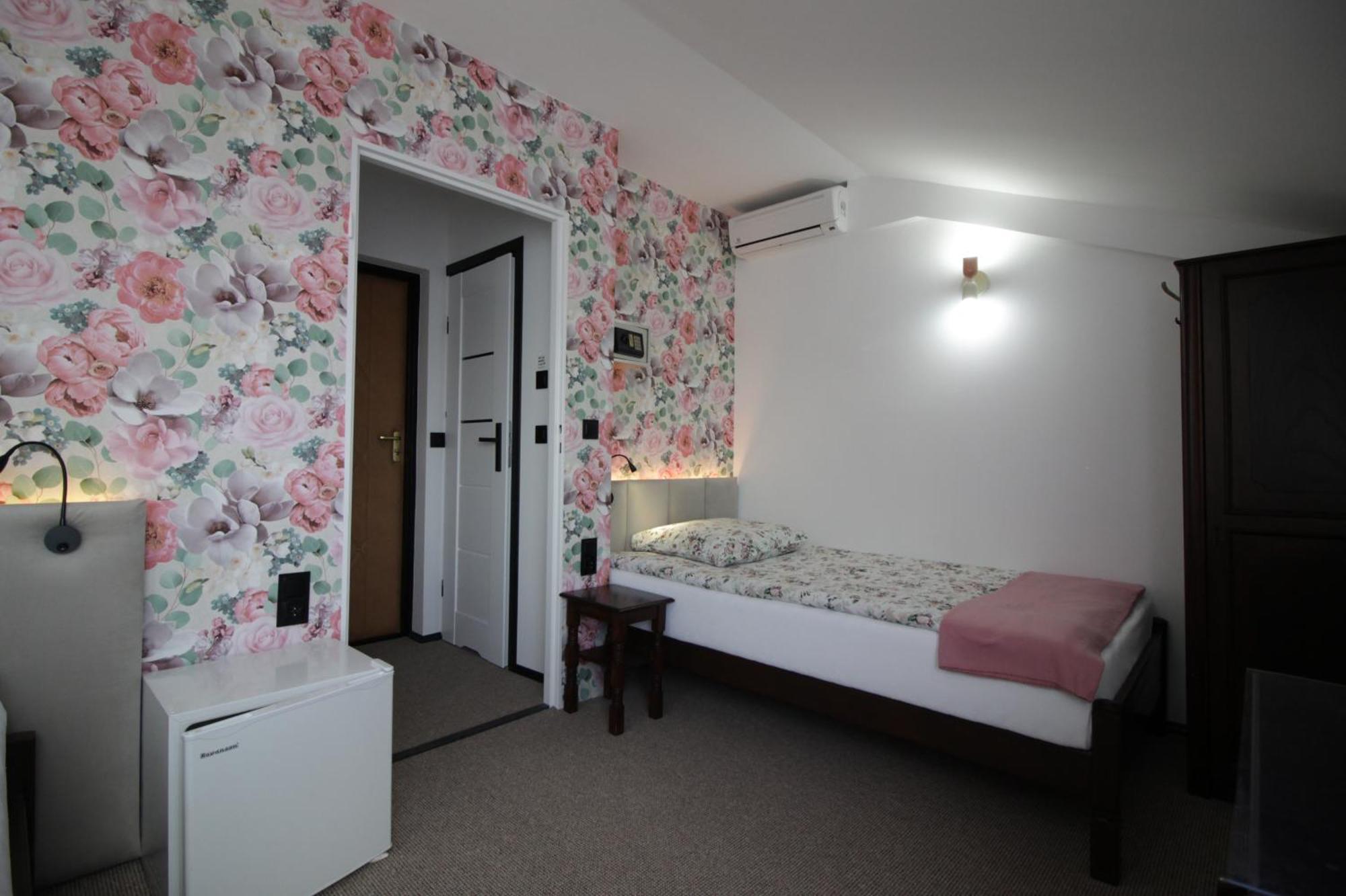 Motel Na Zbojeckiej Skawa Eksteriør bilde